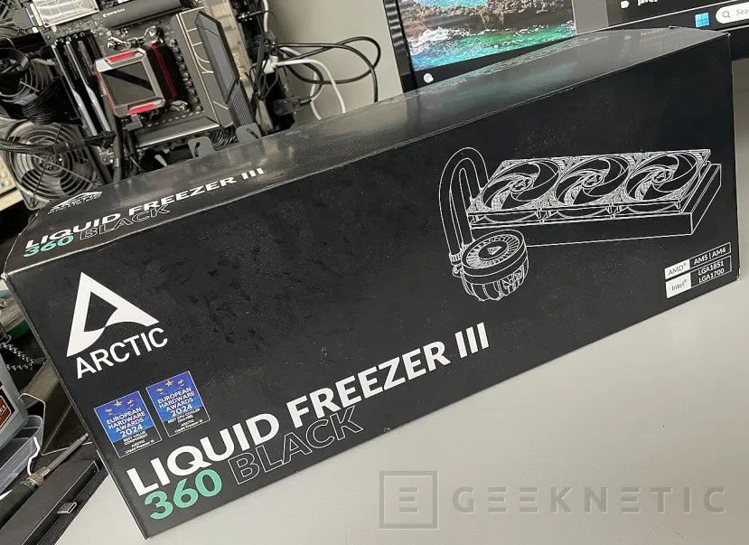 Geeknetic Arctic Liquid Freezer III 360 Review 1