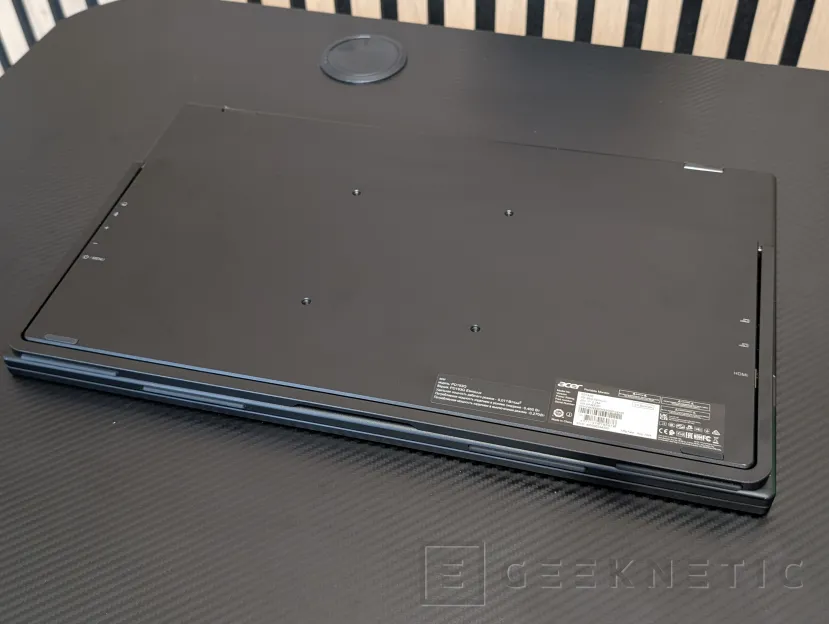 Geeknetic ACER PD3 PD193QE Review 3