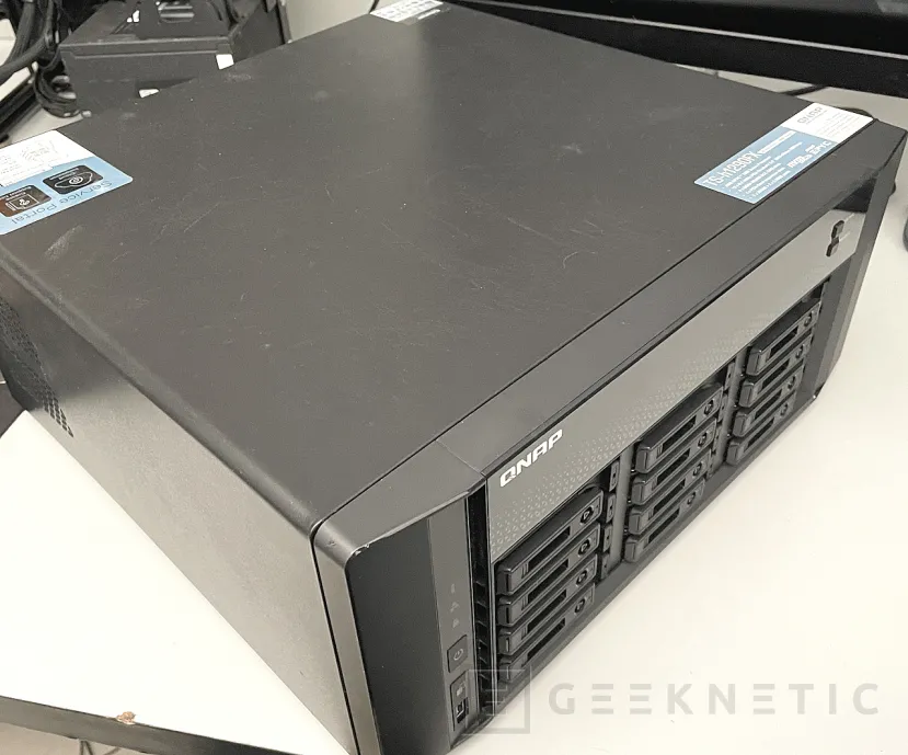 Geeknetic Qnap NAS TS-h1290FX Review 9