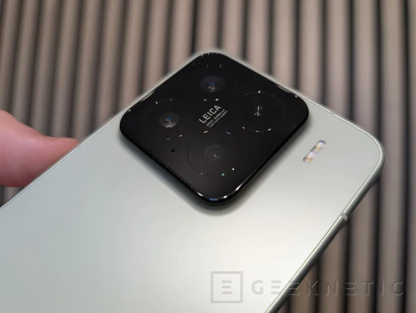 Geeknetic Xiaomi 15 Review 1