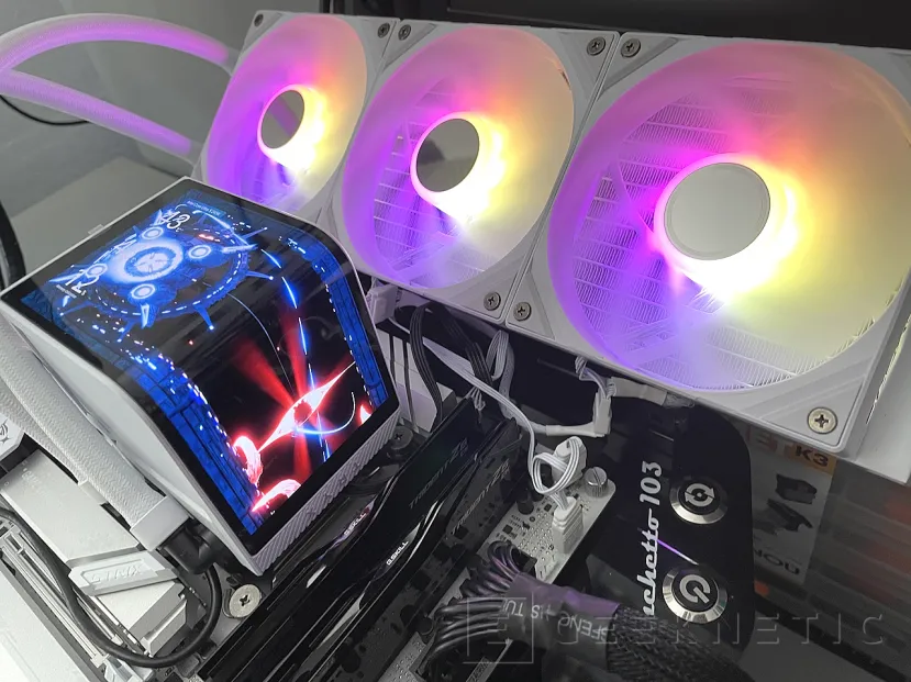 Geeknetic TRYX PANORAMA ARGB 360 White Review 38