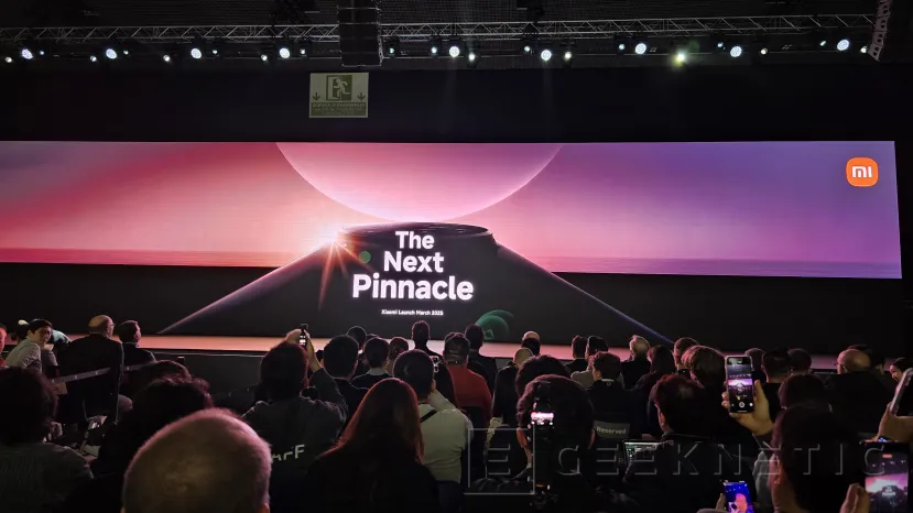 Geeknetic Los Xiaomi 15 y 15 Ultra vienen con el Snapdragon 8 Elite, cámaras con lente Leica Summilux y pantalla de hasta 3.200 nits 1