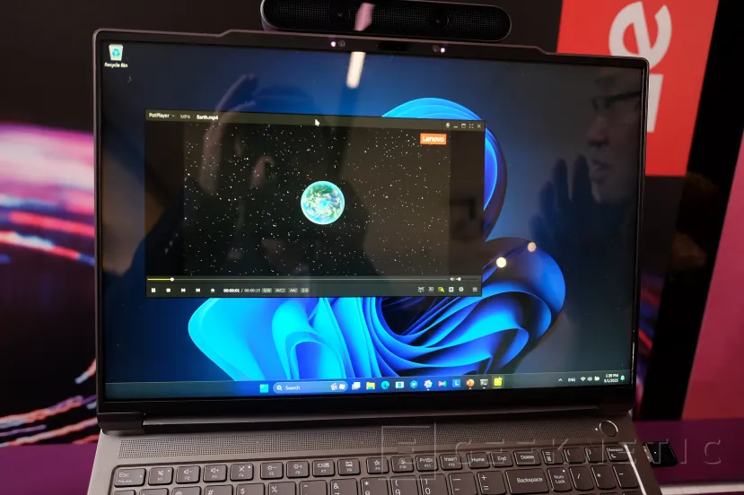 Geeknetic Diseños plegables, convertibles y con 3D en la nueva gama de portátiles profesionales de Lenovo 6