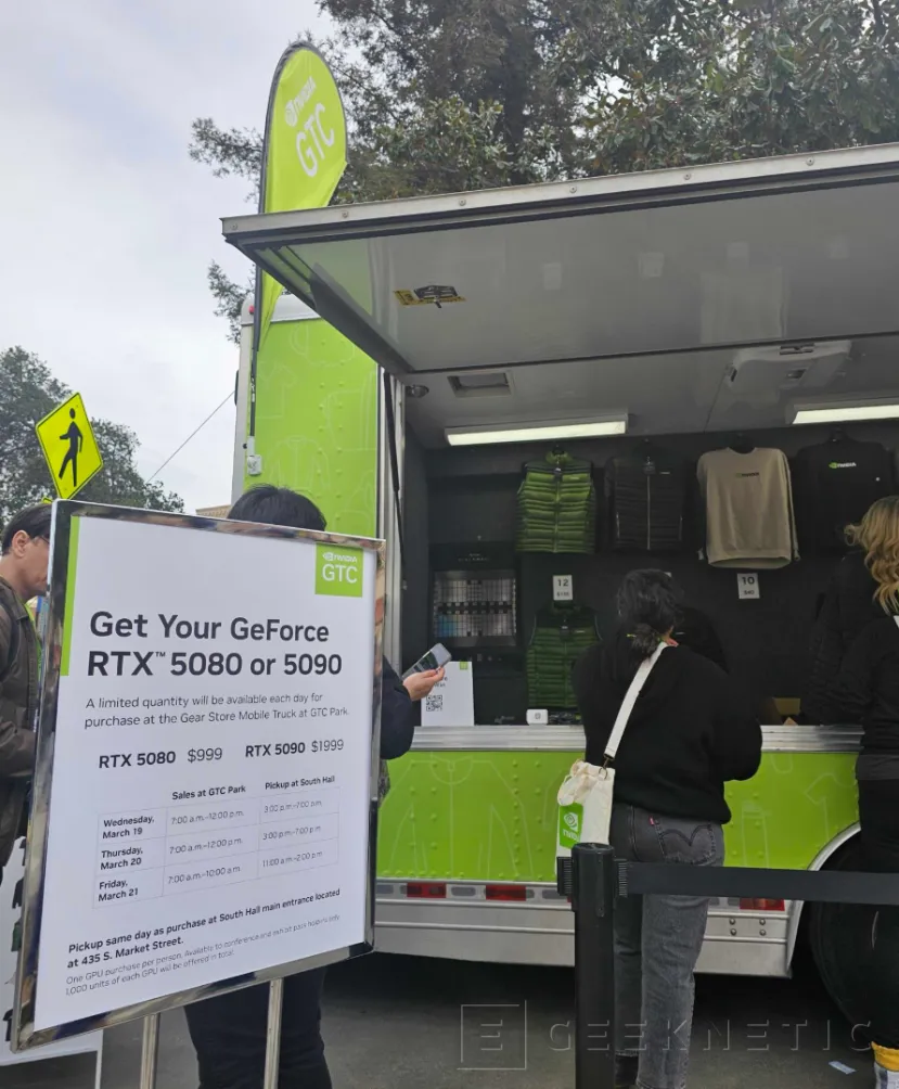 Geeknetic ¿Venta ambulante de RTX 5090 y RTX 5080? NVIDIA aprovecha el GTC 2025 para vender sus gráficas desde un camión 1