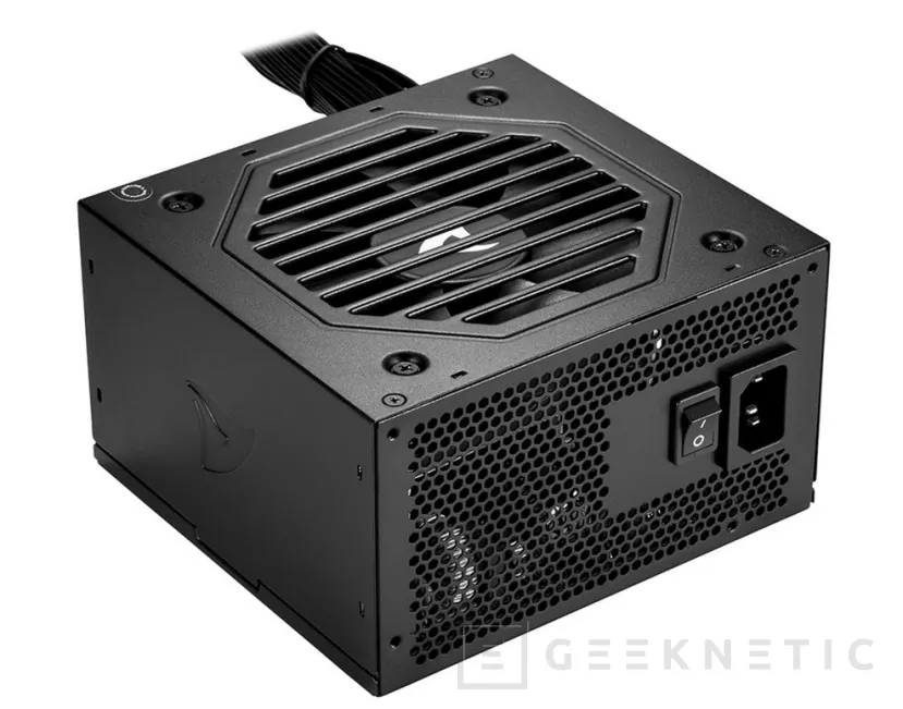 Geeknetic Sharkoon Rebel P10: Fuentes de alimentación ATX 3.1 con eficiencia Silver y precios contenidos 1