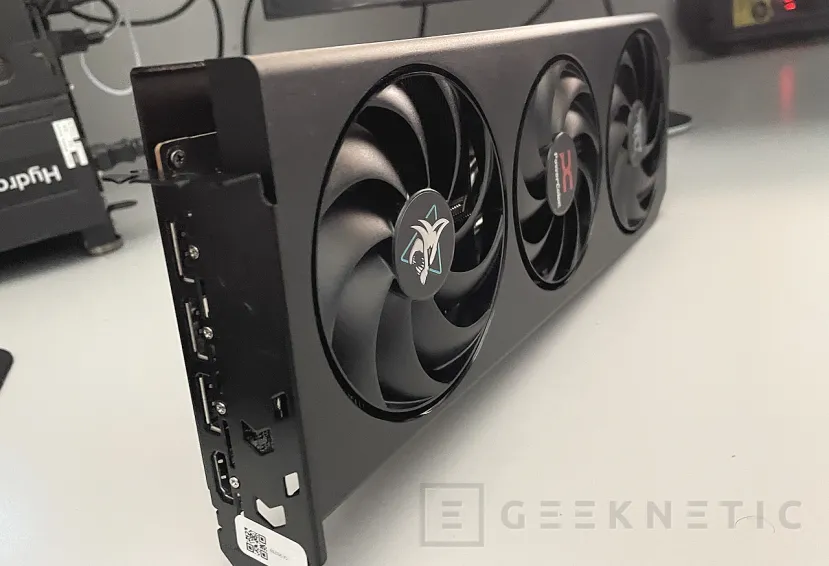 Geeknetic PowerColor AMD Radeon RX 9070 Hellhound Review 13
