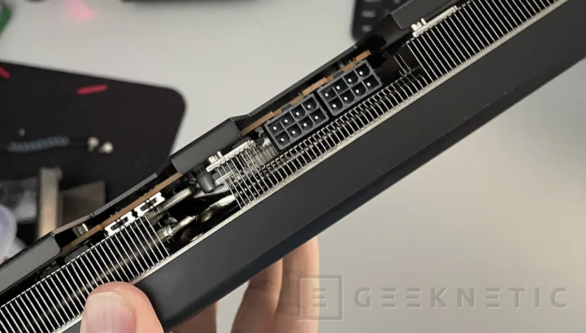 Geeknetic PowerColor AMD Radeon RX 9070 Hellhound Review 9