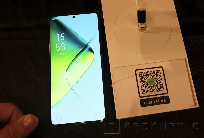 Geeknetic Infinix quiere ampliar la autonomía de tu móvil con su tecnología de carga solar dinámica 2