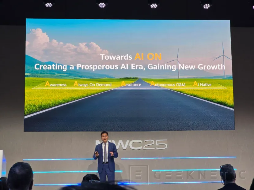 Geeknetic La Inteligencia Artificial llega a las redes ópticas, almacenamiento y 5.5G de HUAWEI 4