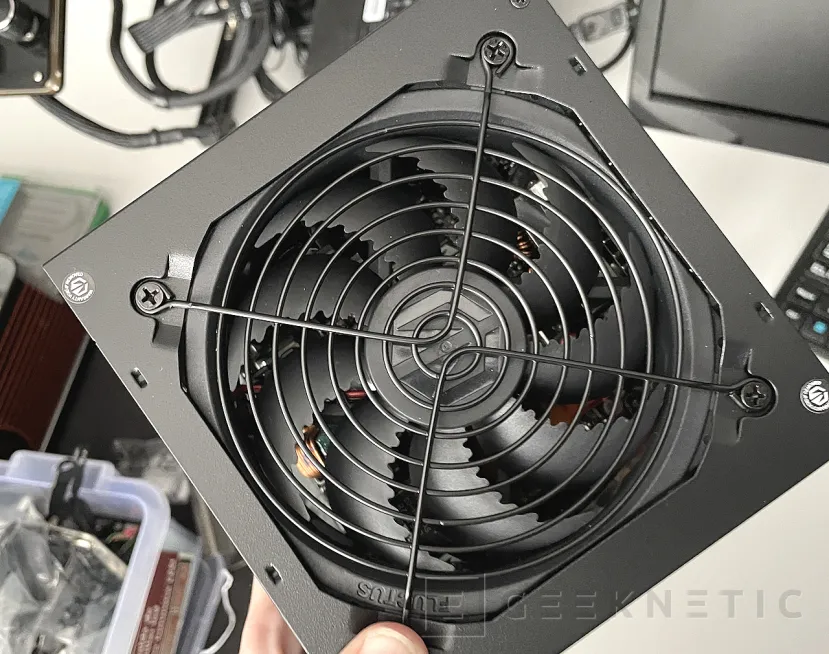 Geeknetic ENDORFY Supremo FM6 1000W Review 4