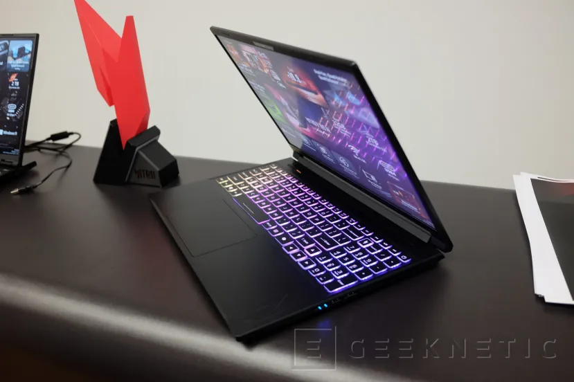 Geeknetic Acer Renueva sus portátiles Nitro para jugadores con los AMD Ryzen AI 300 y gráficas NVIDIA RTX 50 Series 4