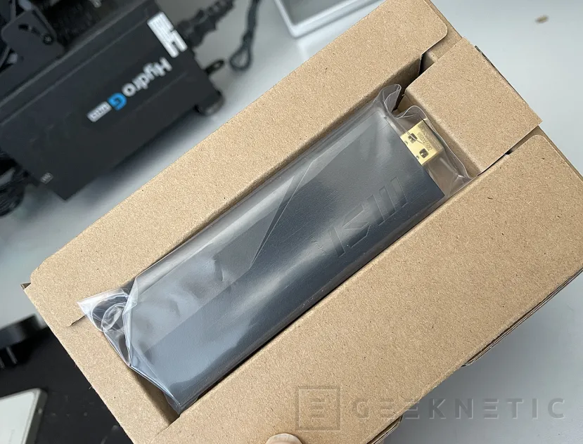 Geeknetic MSI BE6500 WiFi 7 USB Adapter Review 2