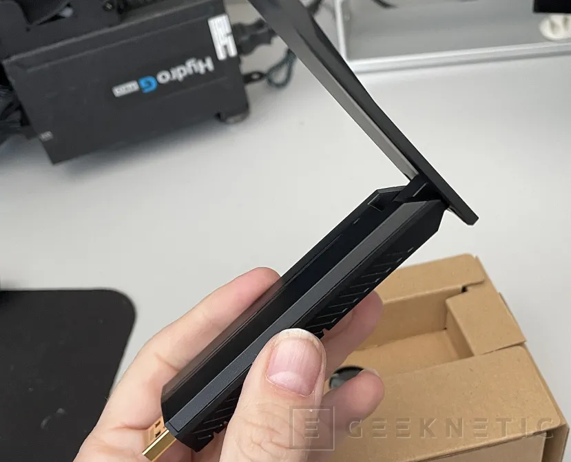 Geeknetic MSI BE6500 WiFi 7 USB Adapter Review 4