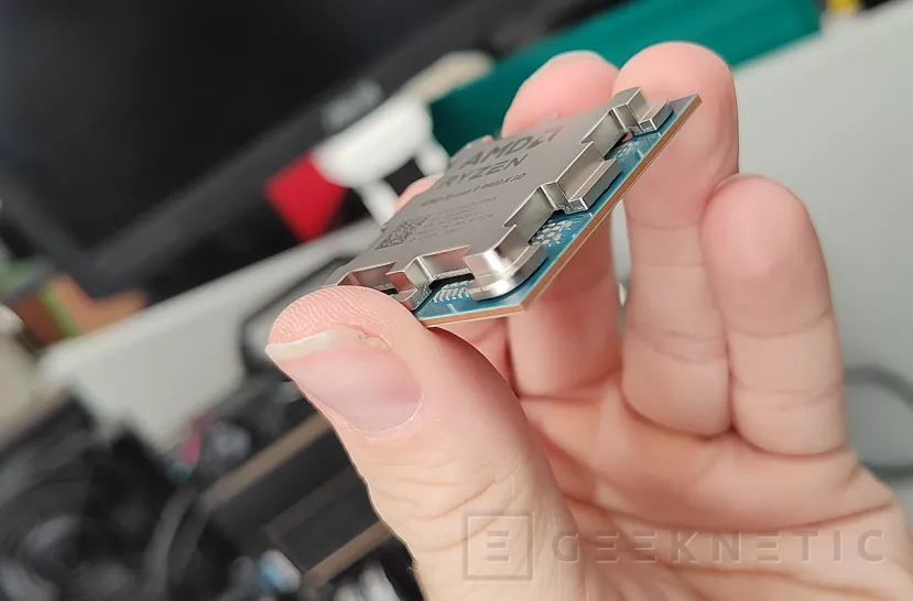 Geeknetic AMD Ryzen 9 9900X3D Review 5