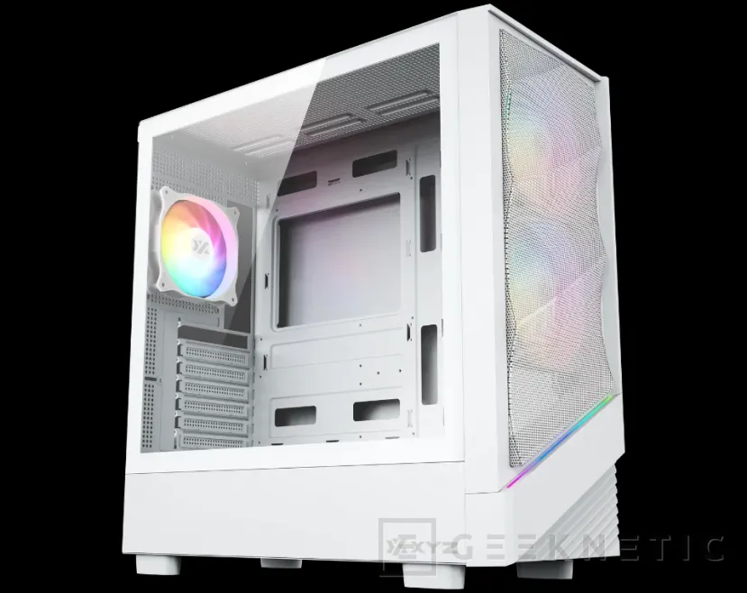 Geeknetic El fabricante XYZ nos presenta este COMPUTEX 2025 su nueva línea de cajas, modelos panorámicos con pantalla LCD en color blanco y negro 6
