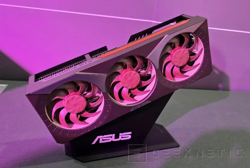 Geeknetic Noctua y ASUS se alían para lanzar una RTX 5080 de cuádruple slot 1