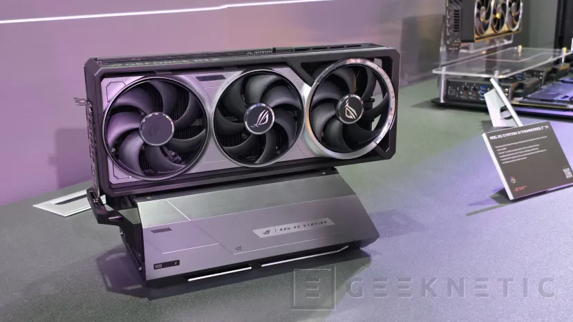 Geeknetic ASUS nos enseña sus nuevas GPU Externas: ROG XG Station 3 y XG Mobile 1