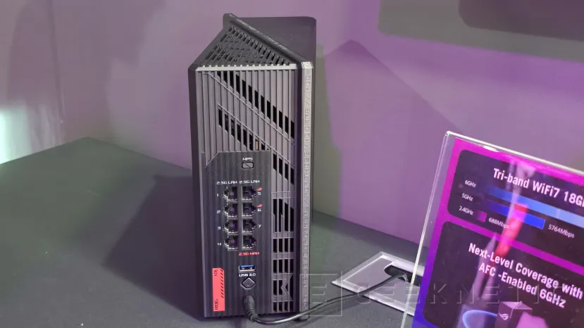 Geeknetic 18 GB/s a través de Wi-Fi 7 y diseño de PC en el nuevo router ASUS ROG STRIX GS-BE18000 2