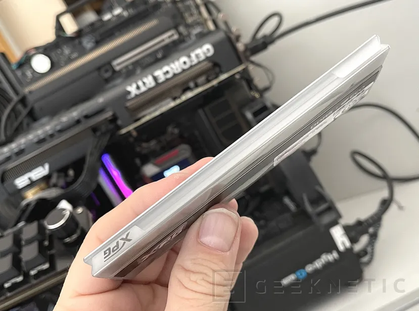 Geeknetic XPG LANCER NEON RGB DDR5 6000 C30 Review 10