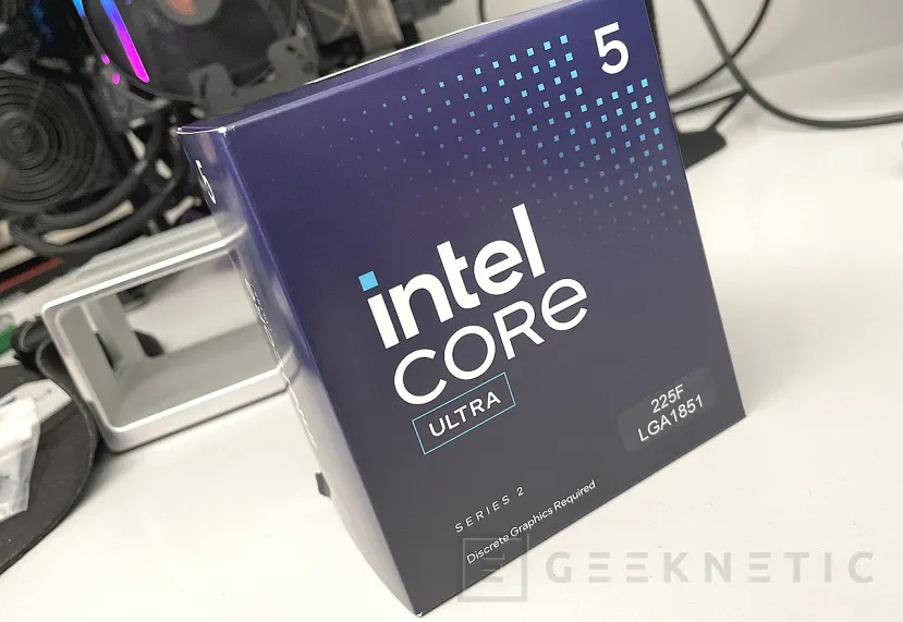 Geeknetic Intel Core Ultra 5 225F Review 1