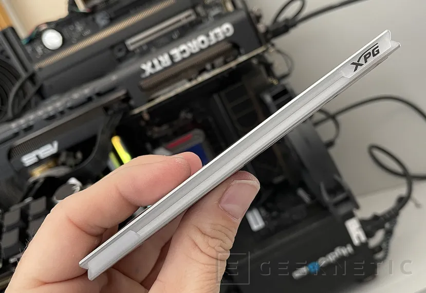 Geeknetic XPG LANCER NEON RGB DDR5 6000 C30 Review 11