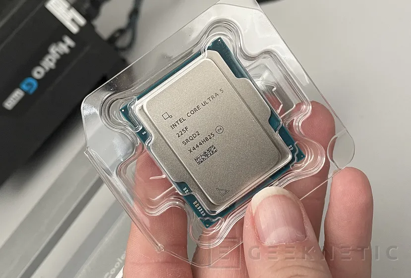 Geeknetic Intel Core Ultra 5 225F Review 5