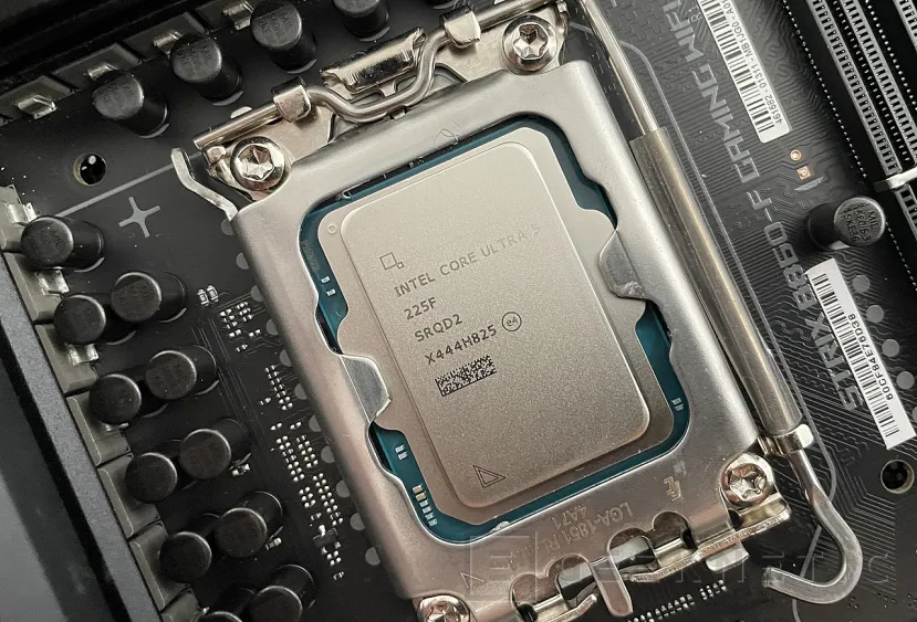Geeknetic Intel Core Ultra 5 225F Review 10