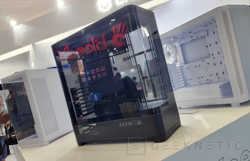 Geeknetic ENDORFY trae al Computex sus nuevas cajas para PC, incluyendo dos modelos panorámicos 3