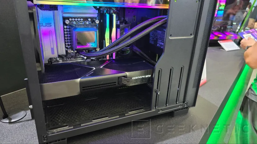 Geeknetic Nuevas torres SFF ADATA XPG Valor Air Nano y Mesh Nano con diseño compacto 3