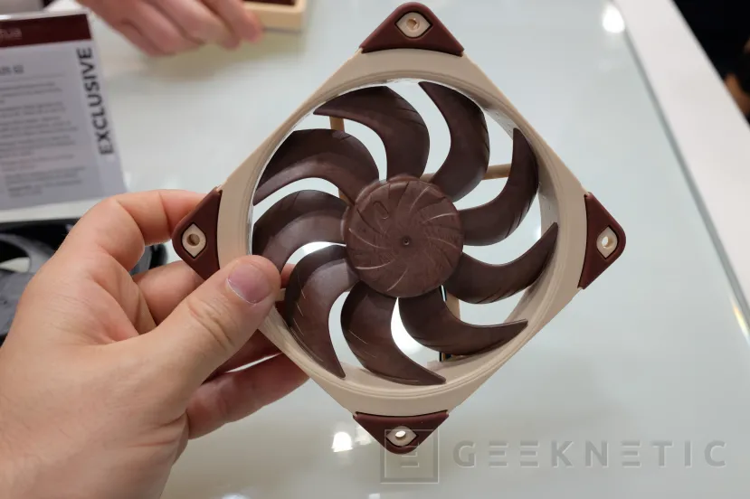 Geeknetic El nuevo ventilador Noctua NF-A12x25 G2 mejora el rendimiento y eficiencia 1