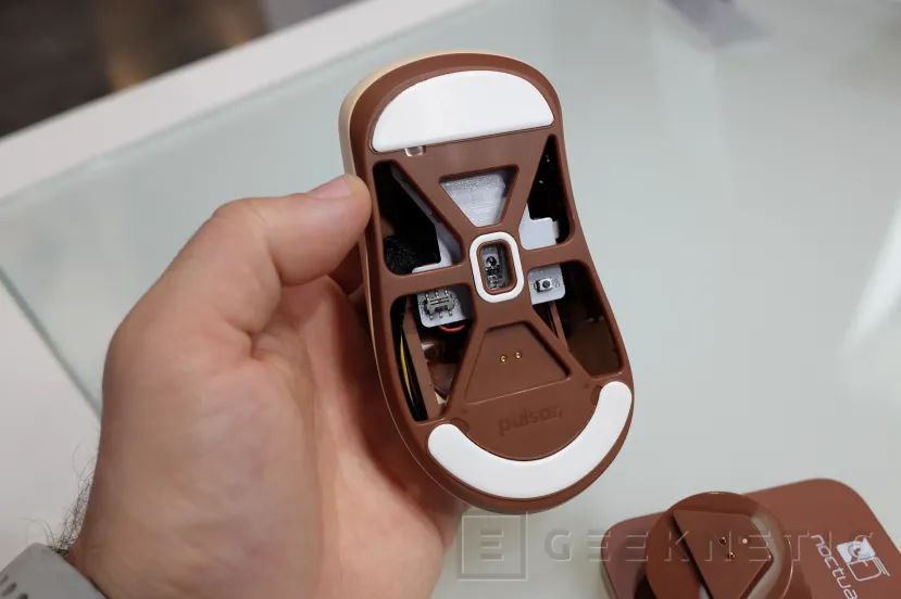 Geeknetic Adiós a las manos sudorosas con este Ratón con Ventilador Incorporado de Noctua 3