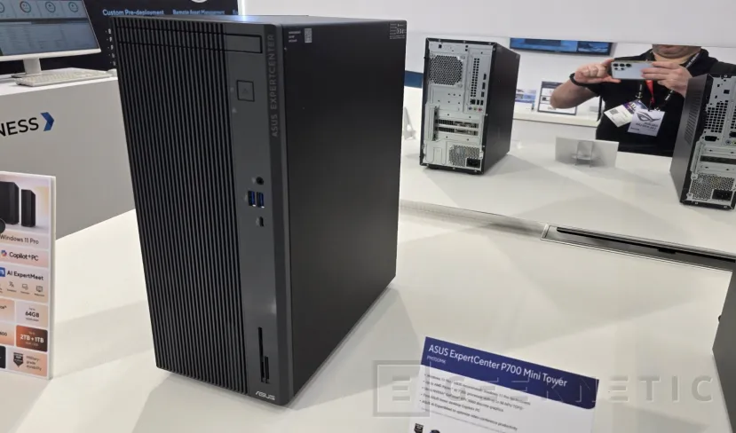 Geeknetic El ExpertCenter P700 es el primer sobremesa de ASUS con Copilot+ gracias a un AMD Ryzen AI 7 350 1
