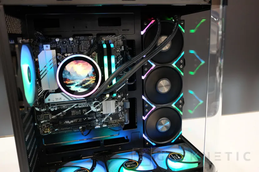 Geeknetic Cryorig en COMPUTEX, disipador de doble torre con LCD, RL AiO con pantalla LCD y ventiladores de alto rendimiento y otras novedades 8