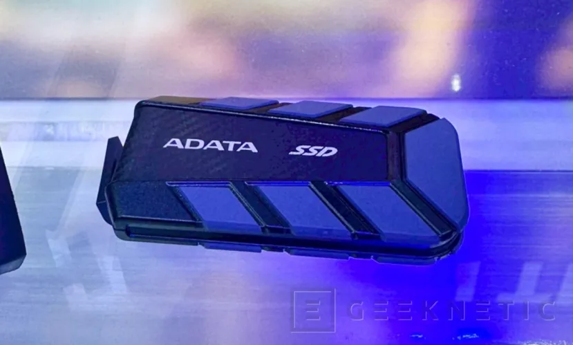Geeknetic Todas las Novedades de ADATA XPG en el Computex: SSD de alto rendimiento con RL, modelos externos con TB 5, cajas y fuentes SFF, y mucho más 10