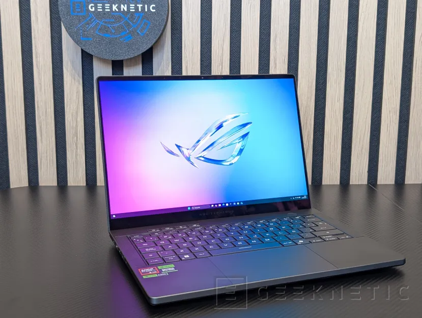 Geeknetic ASUS ROG Zephyrus G14 (2025) GA403 Review 6