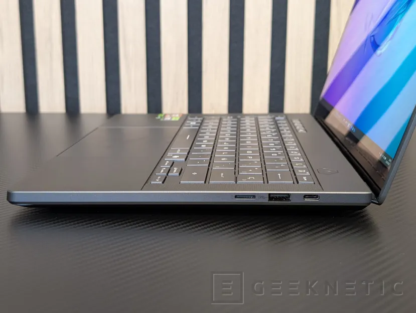 Geeknetic ASUS ROG Zephyrus G14 (2025) GA403 Review 5