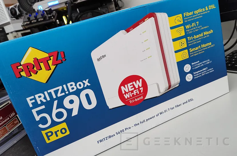 Geeknetic AVM FRITZ!Box 5690 Pro Review 1