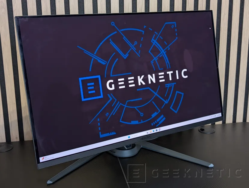 Geeknetic AORUS FO32U Review 34