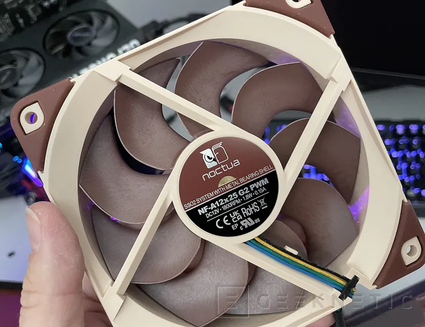 Geeknetic Noctua NF-A12x25 G2 PWM Review 9