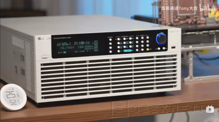 Geeknetic El conector oculto ASUS BTF 2.5 para alimentar las tarjetas gráficas mantiene una temperatura de 41º incluso a 1.900 W 3