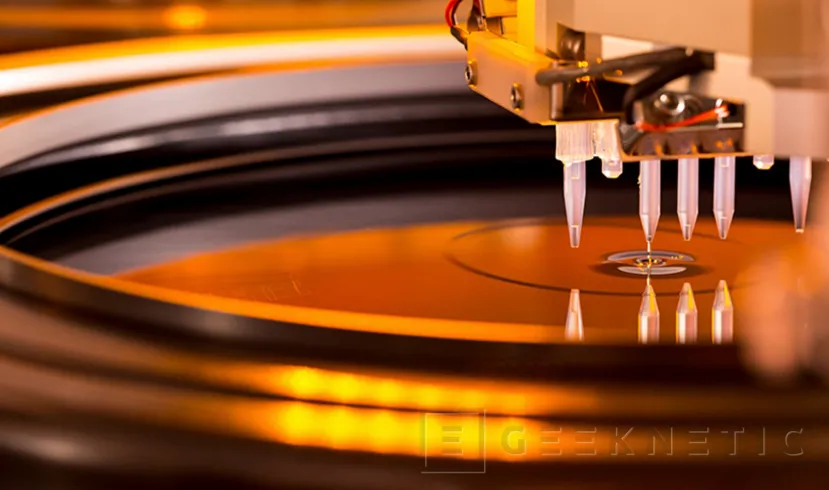 Geeknetic Micron ya tiene listas las memorias LPDDR5X para smartphones más rápidas del mundo gracias a su proceso 1-Gamma 1