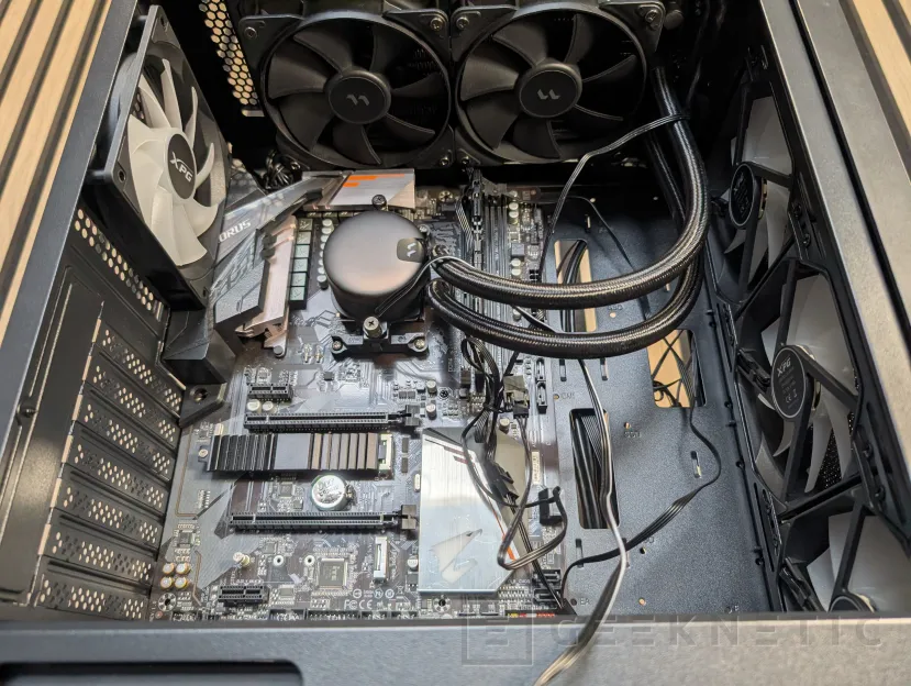 Geeknetic XPG VALOR AIR PLUS Review 13
