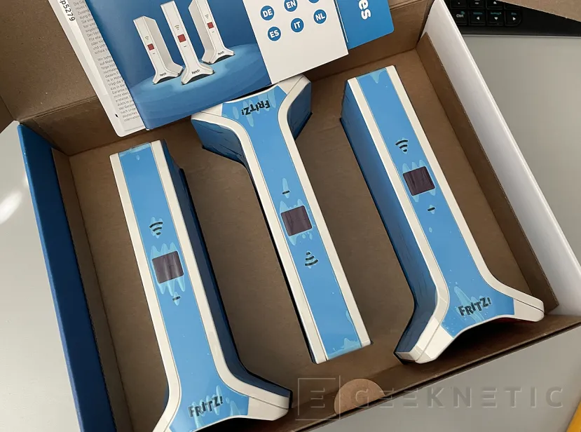 Geeknetic AVM FRITZ!Mesh Set 4200 Review 2