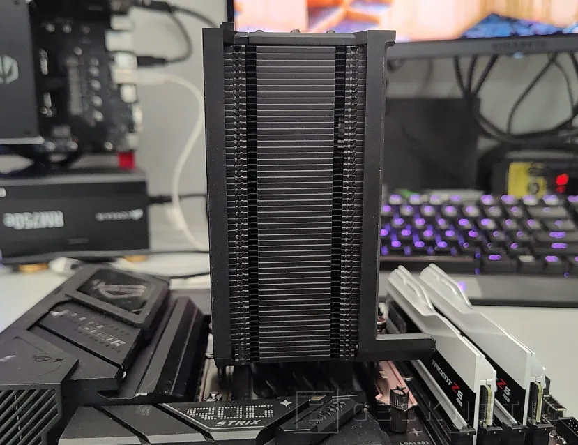 Geeknetic Cooler Master Hyper 612 APEX Review 20