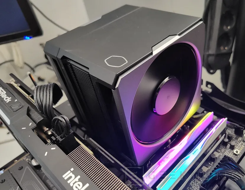 Geeknetic Cooler Master Hyper 612 APEX Review 30