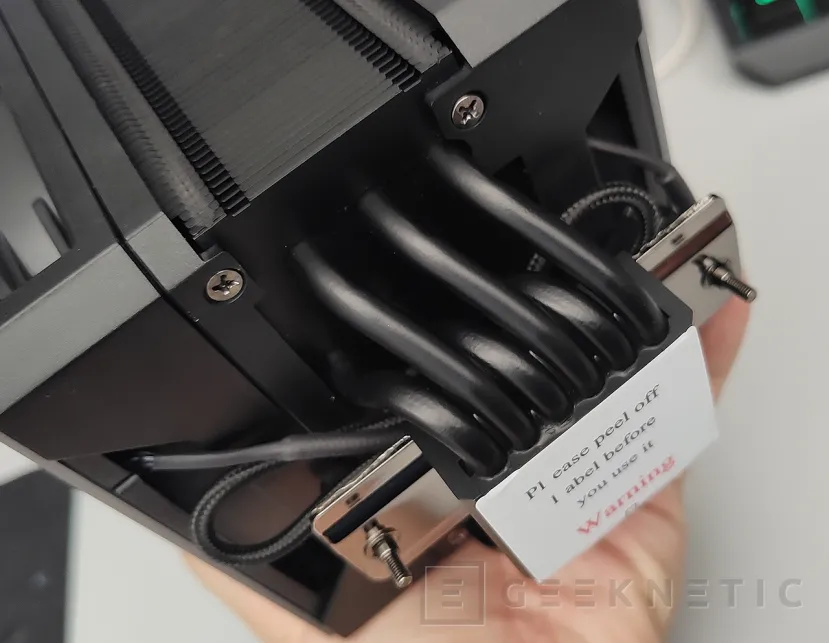 Geeknetic Cooler Master Hyper 612 APEX Review 8