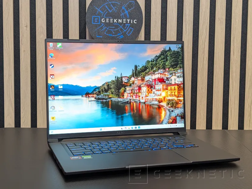 Geeknetic Gigabyte AERO X16 1VH Review 1