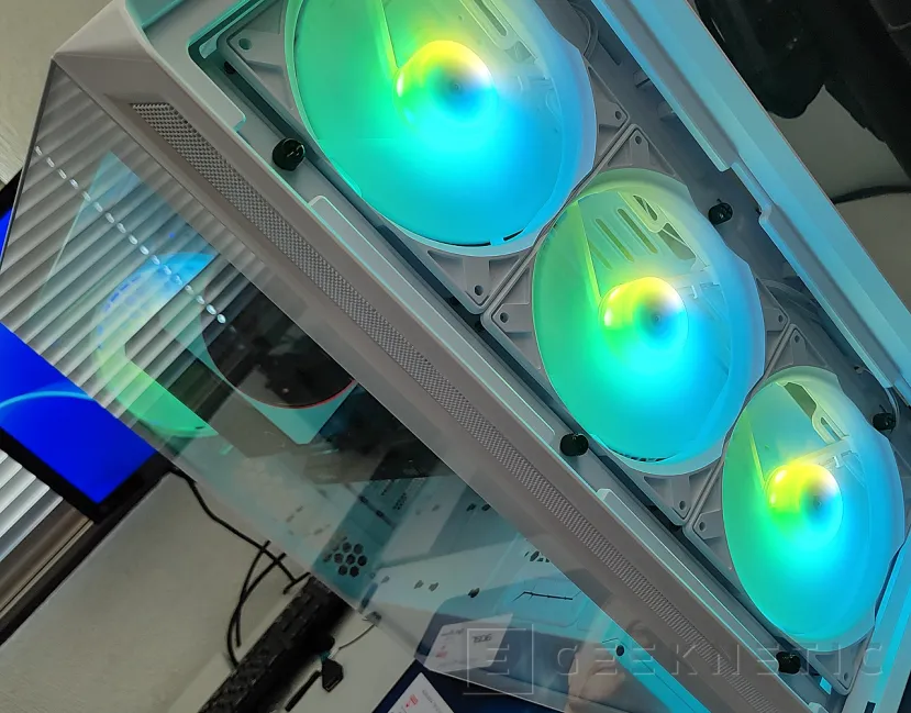 Geeknetic ENDORFY ARX 700 White ARGB Review 24