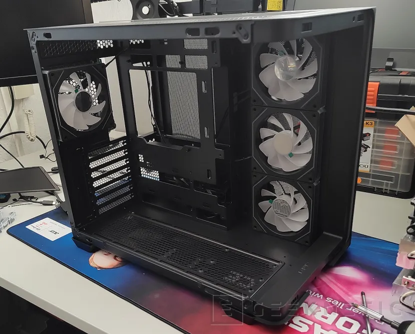 Geeknetic FSP M580 Black ARGB Review 5