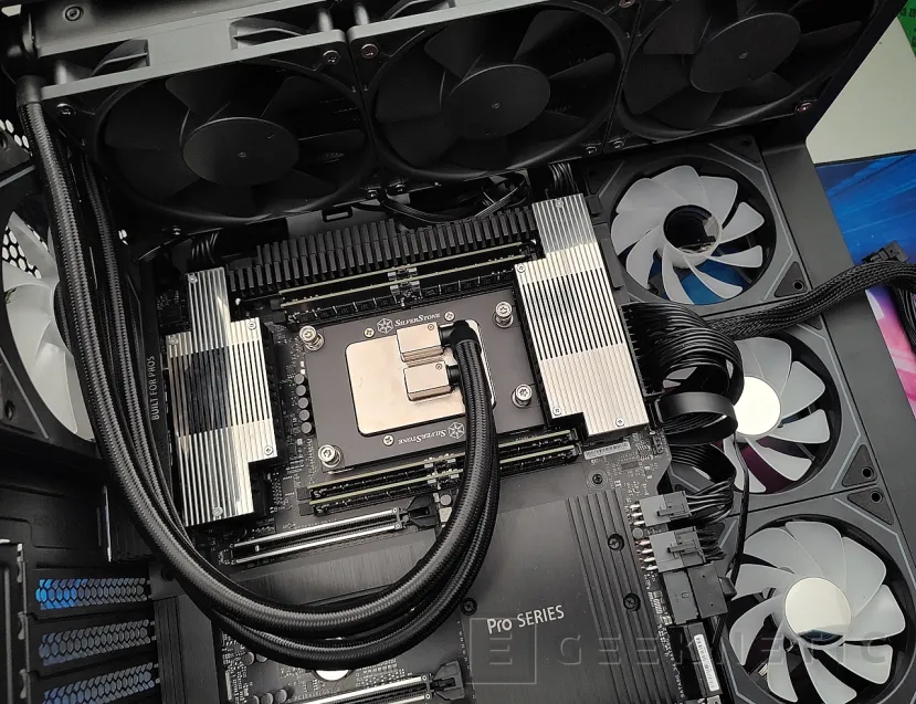 Geeknetic FSP M580 Black ARGB Review 18